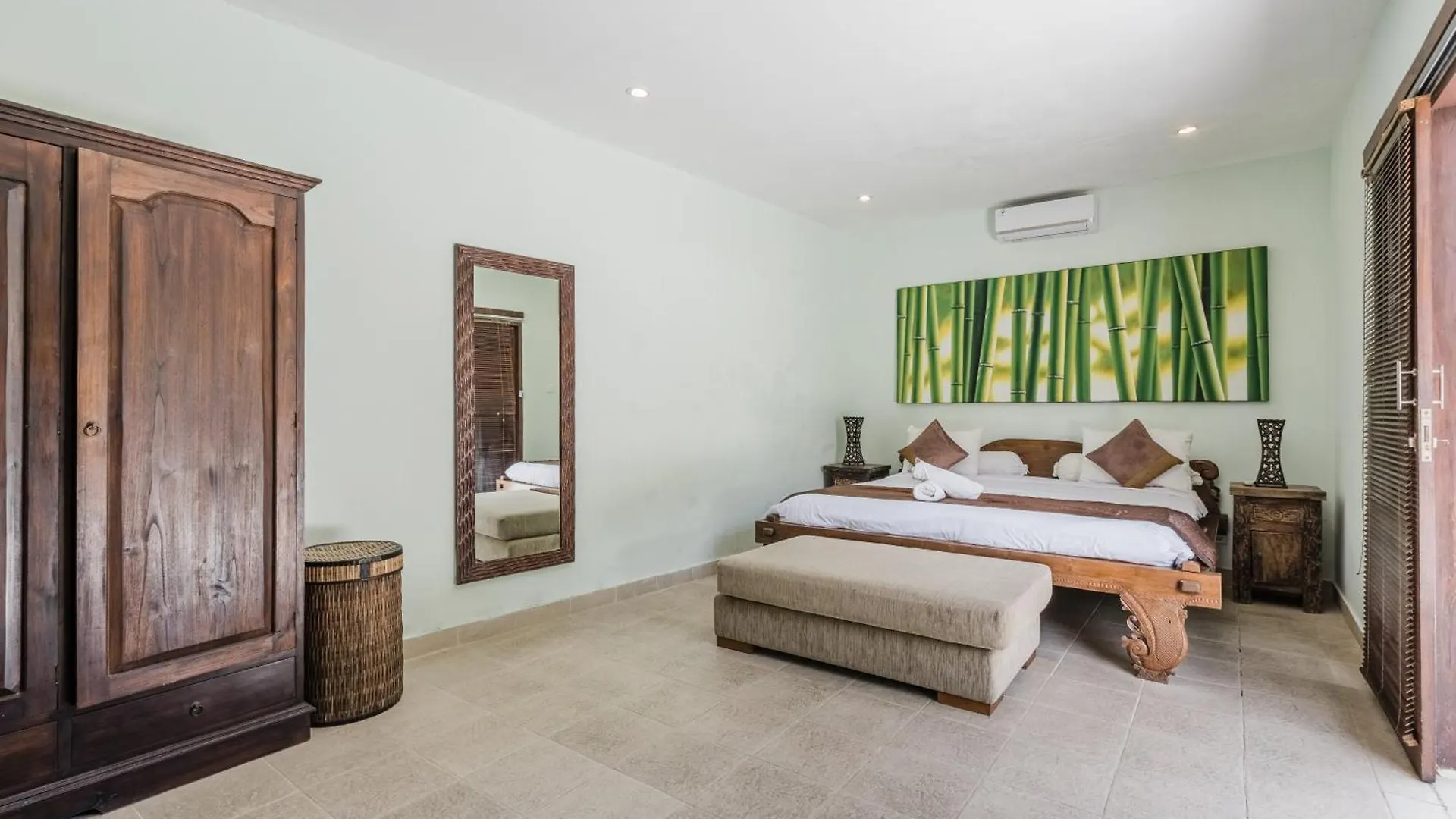 Villa Vista 1 Seminyak 0*,